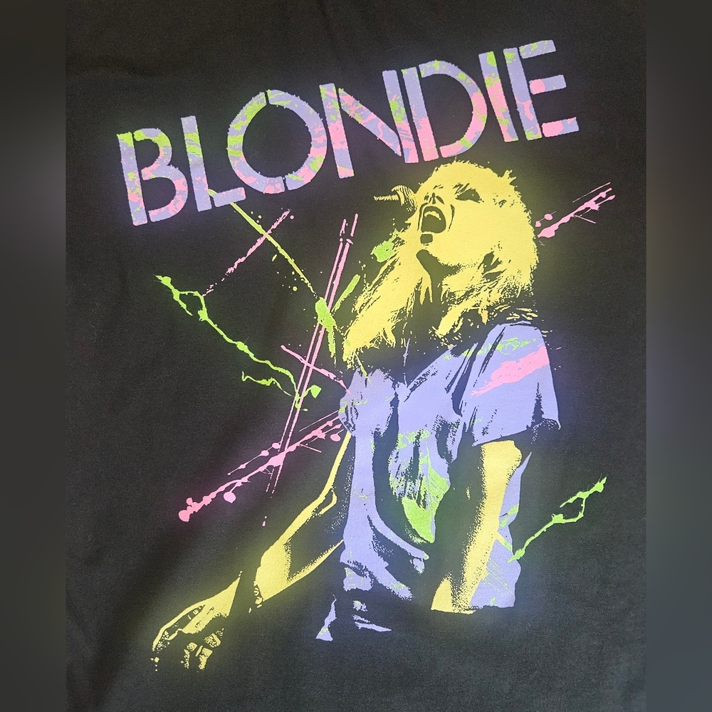 Blondie T-shirt Young Mens‎ Large Black Pink Retro 80s Style Graphic Casual Tee - Picture 5 of 6